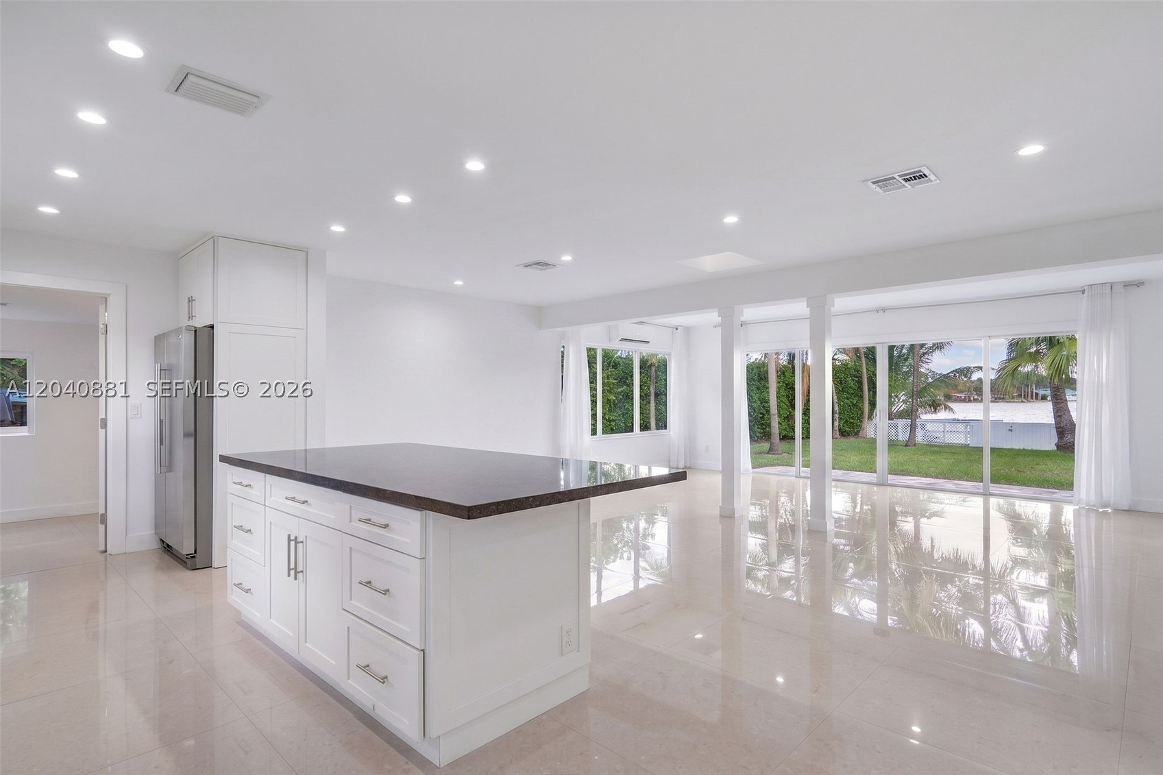 HIGHLAND LAKES - Residential Lease