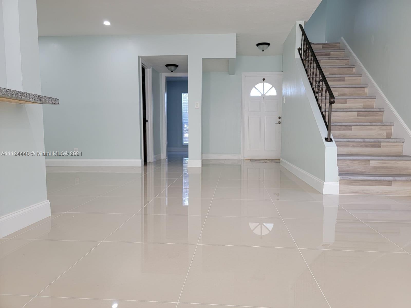 NORTH LAUDERDALE VILLAGE - Residential