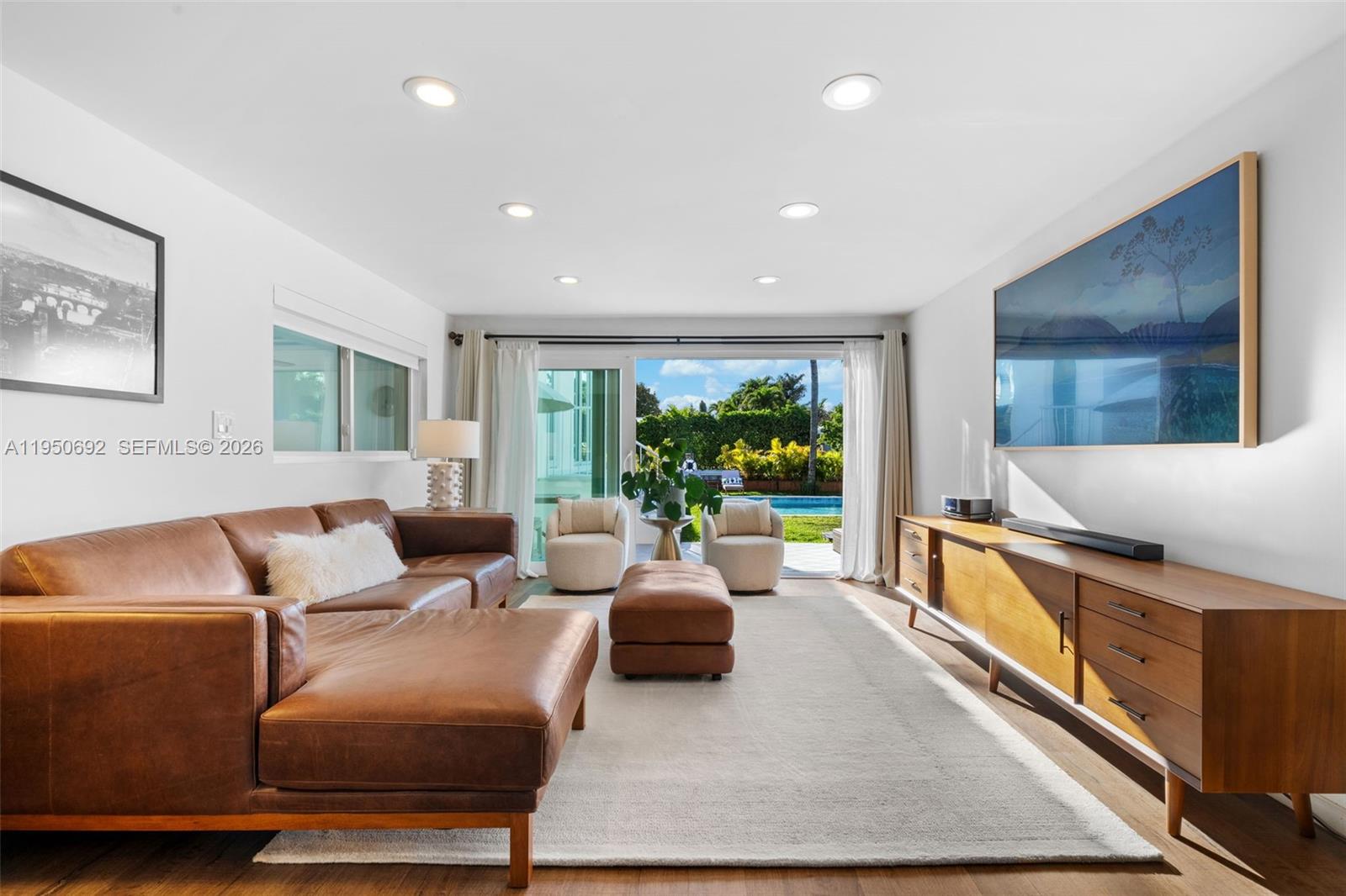 BISCAYNE POINT - Residential