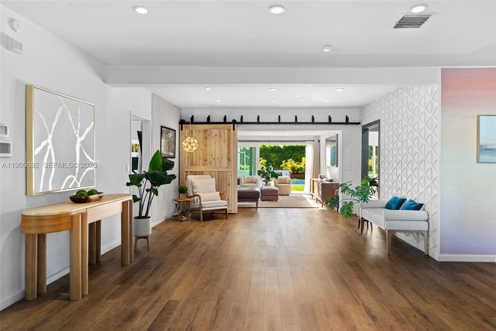 BISCAYNE POINT - Residential