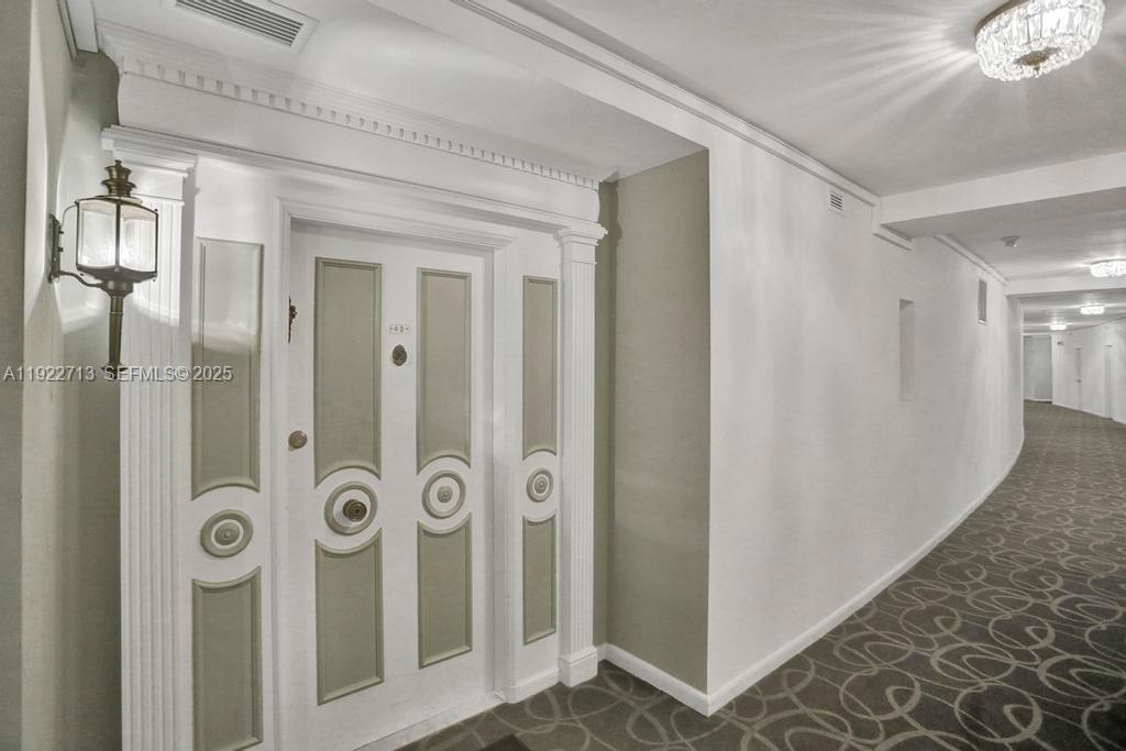 IMPERIAL HOUSE CONDO - Residential