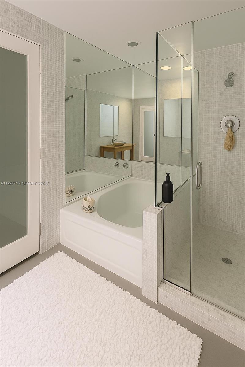 IMPERIAL HOUSE CONDO - Residential