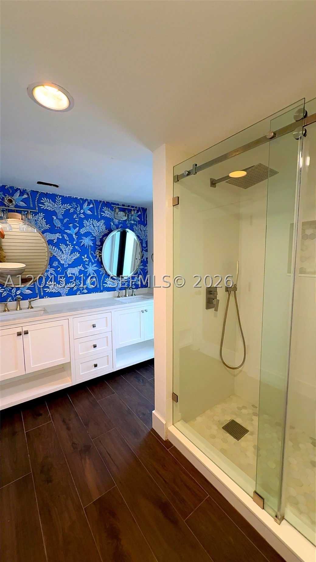 GALLOWAY GLEN - Residential Lease
