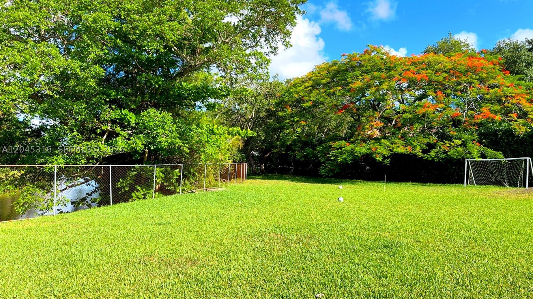 GALLOWAY GLEN - Residential Lease