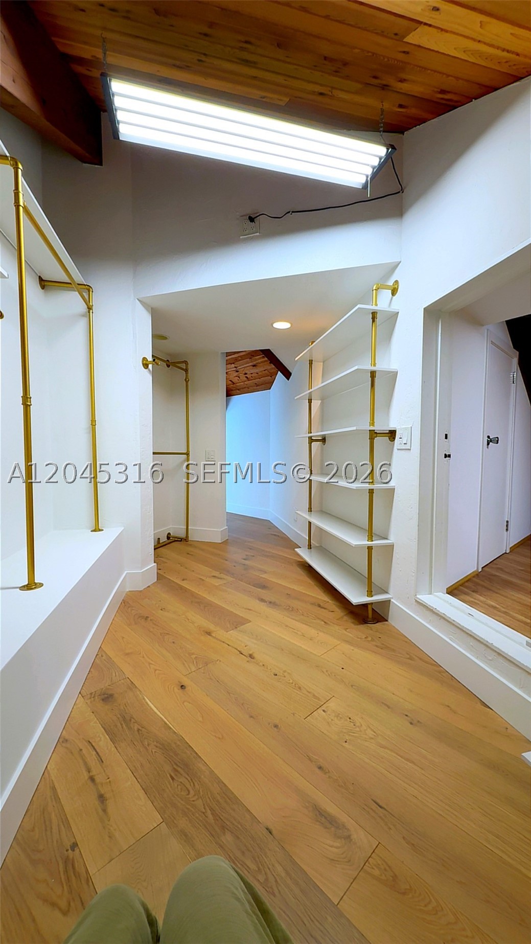 GALLOWAY GLEN - Residential Lease