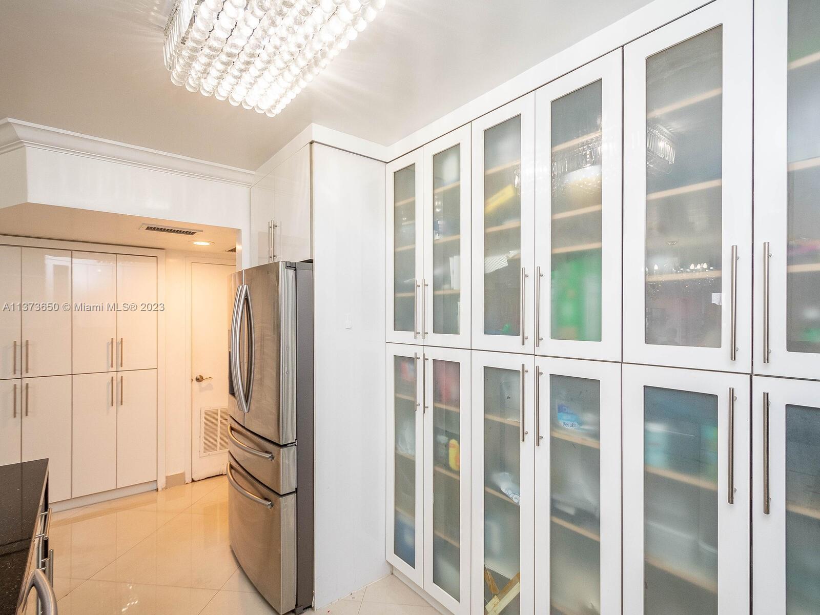 BONAVISTA CONDO - Residential