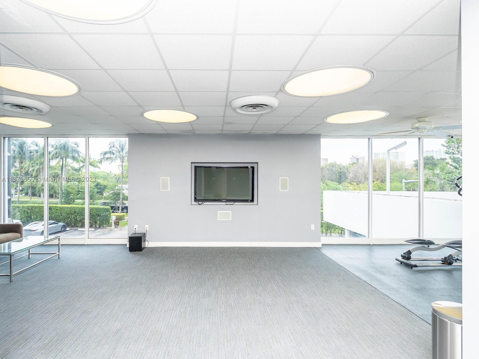 BONAVISTA CONDO - Residential