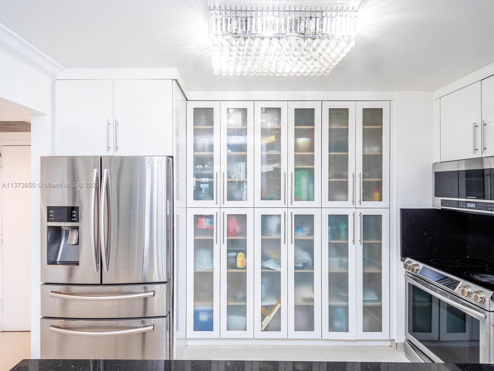 BONAVISTA CONDO - Residential