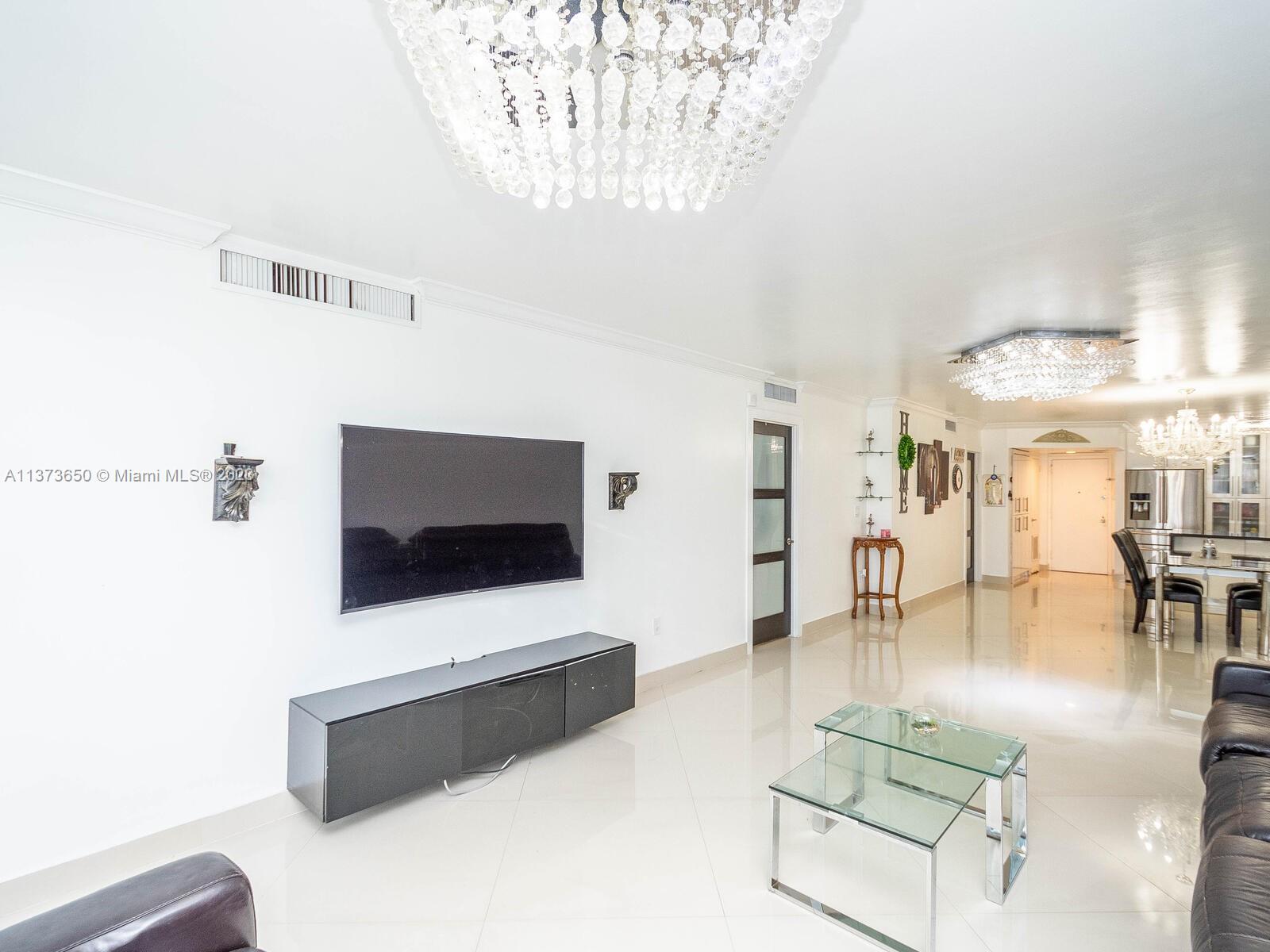 BONAVISTA CONDO - Residential