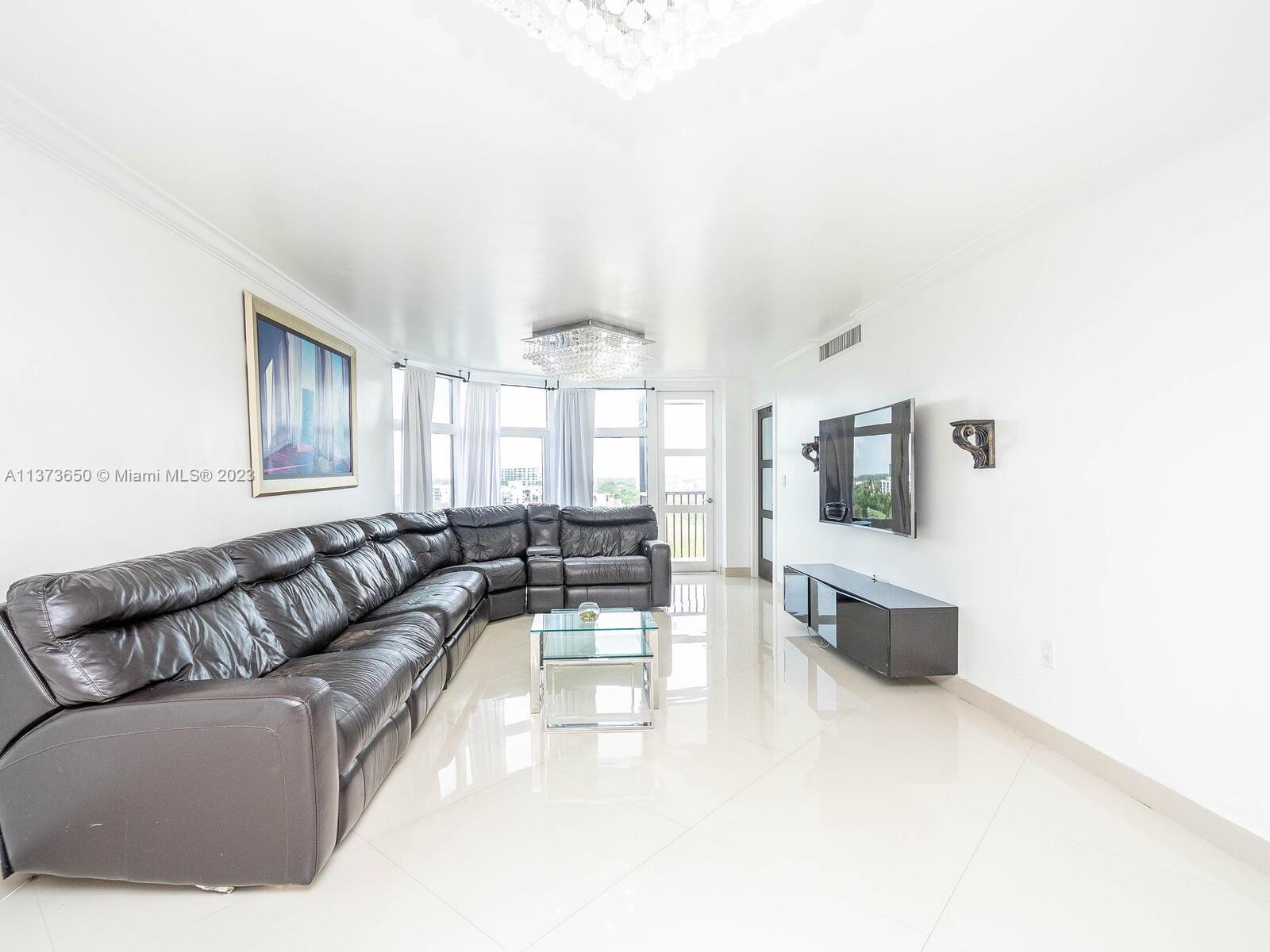 BONAVISTA CONDO - Residential