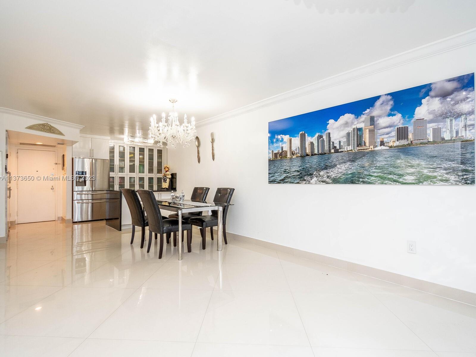 BONAVISTA CONDO - Residential