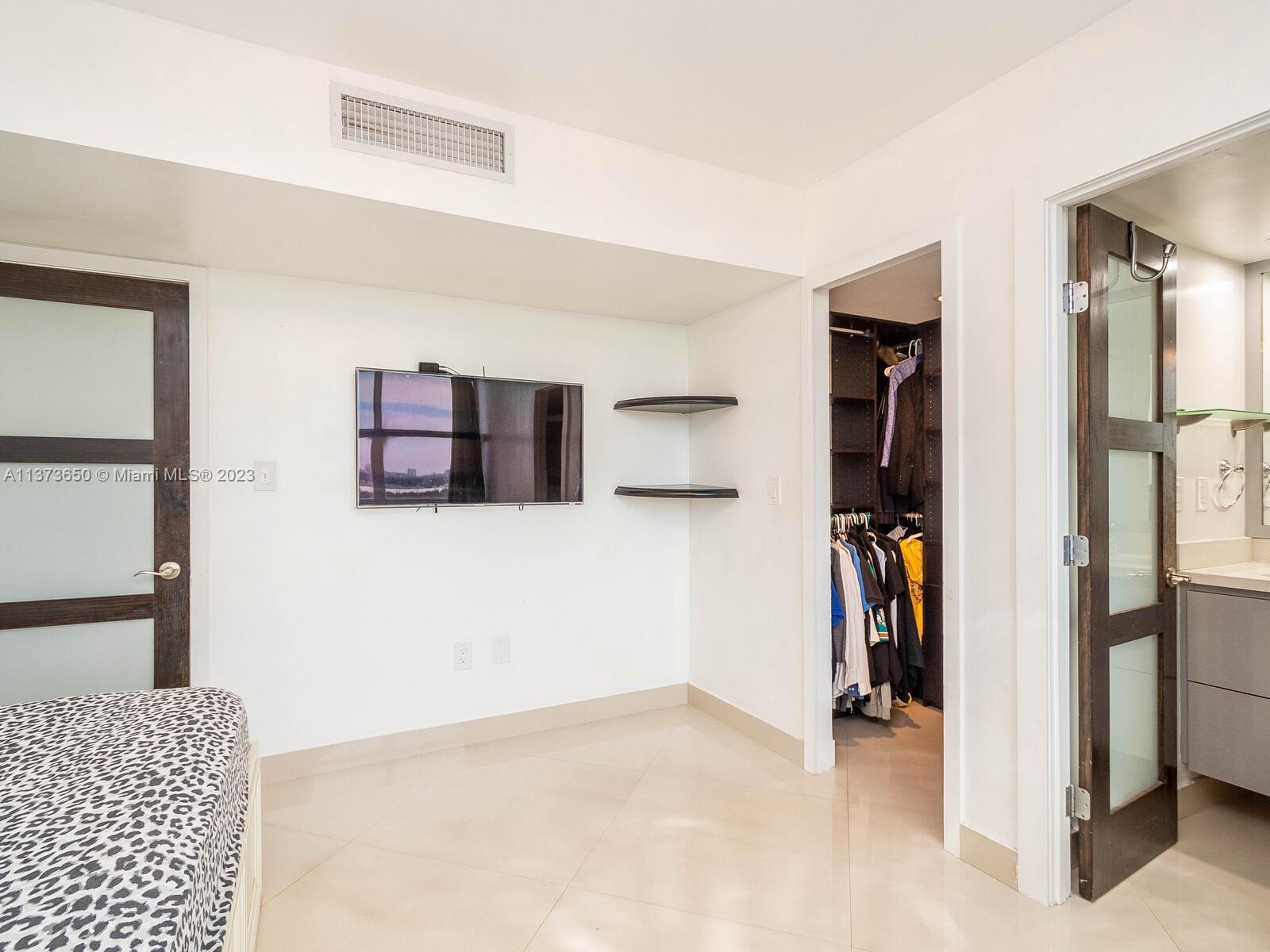 BONAVISTA CONDO - Residential