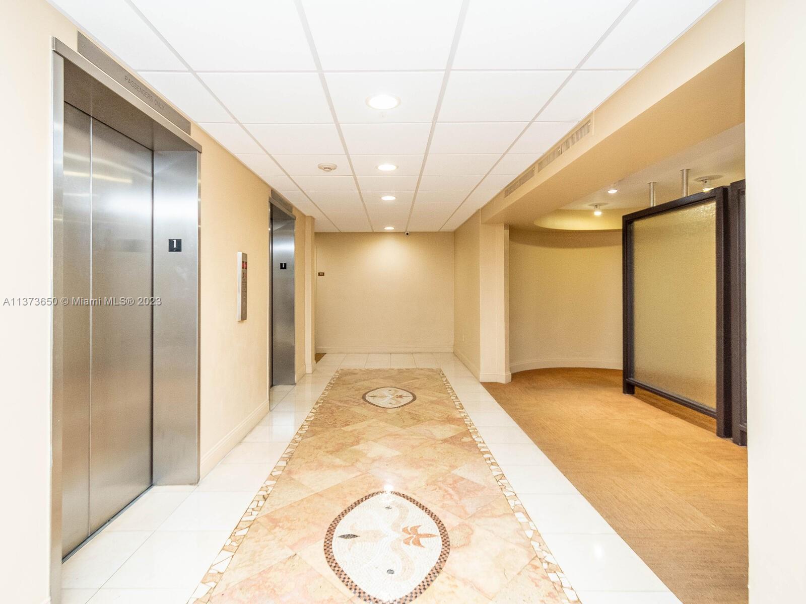 BONAVISTA CONDO - Residential