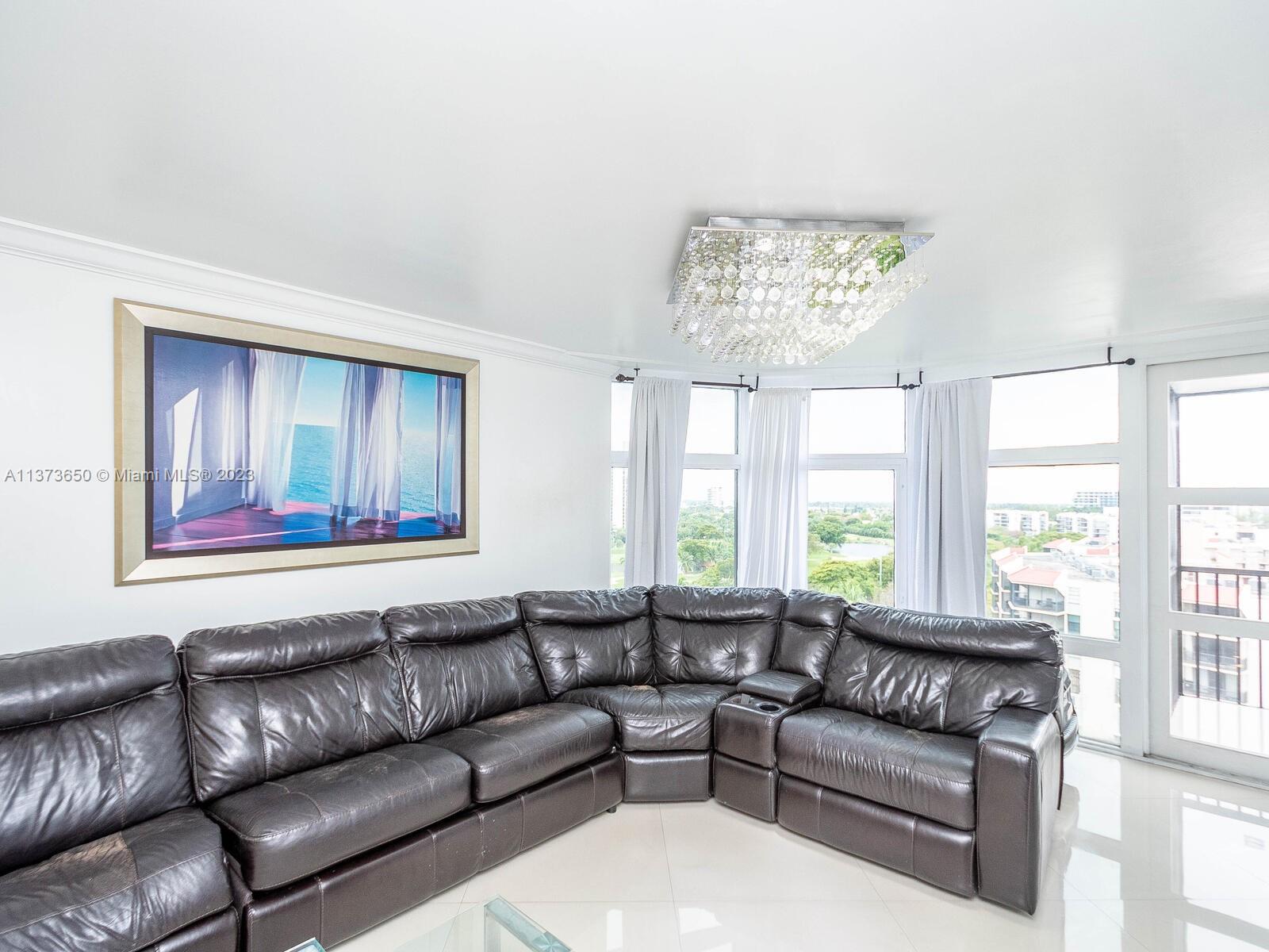 BONAVISTA CONDO - Residential