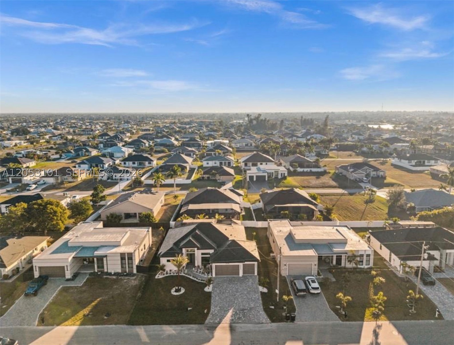 CAPE CORAL - Residential