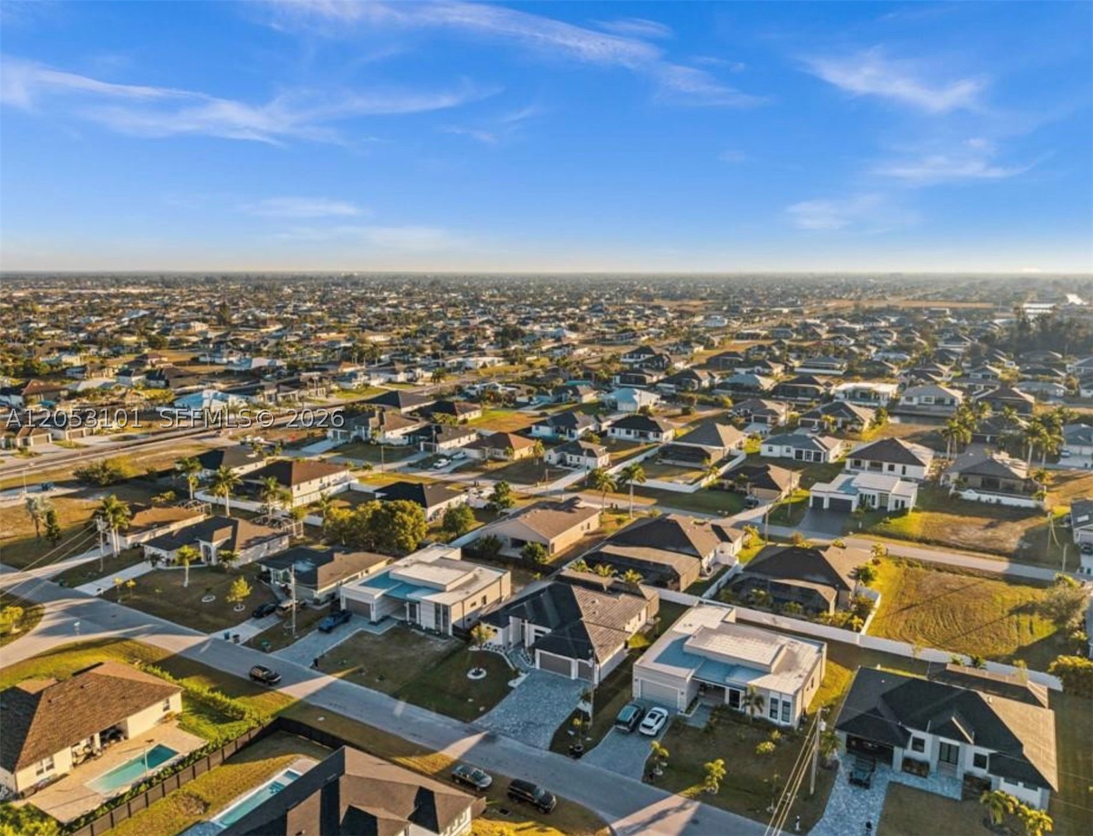 CAPE CORAL - Residential
