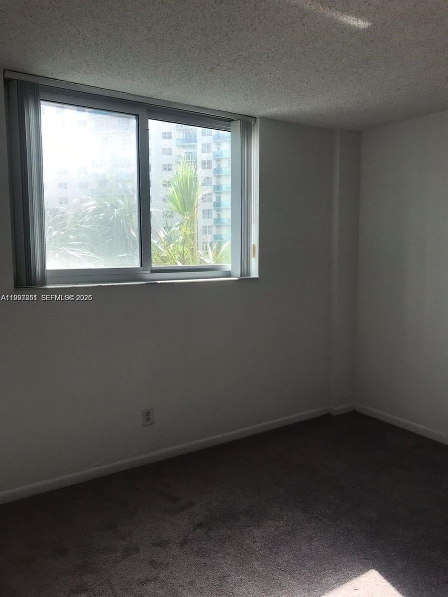 OCEANVIEW BUILDING B COND - Residential