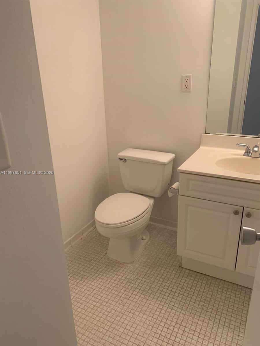 OCEANVIEW BUILDING B COND - Residential