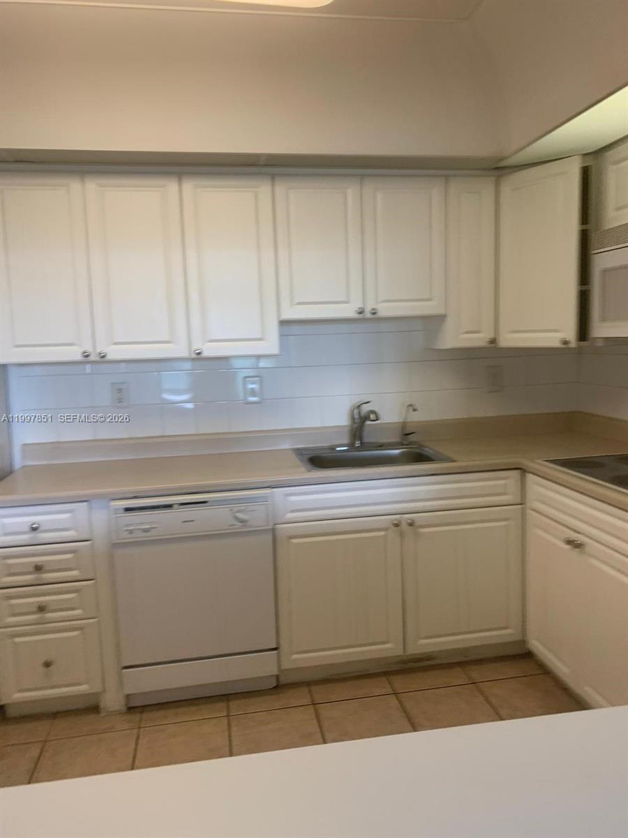 OCEANVIEW BUILDING B COND - Residential