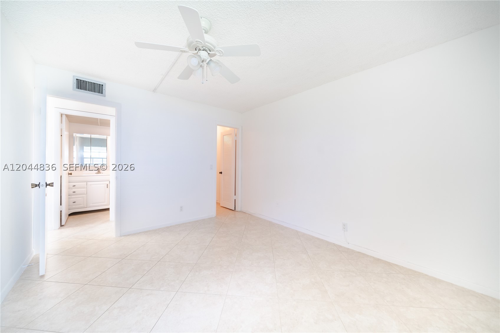 KINGS POINT NORMANDY COND - Residential