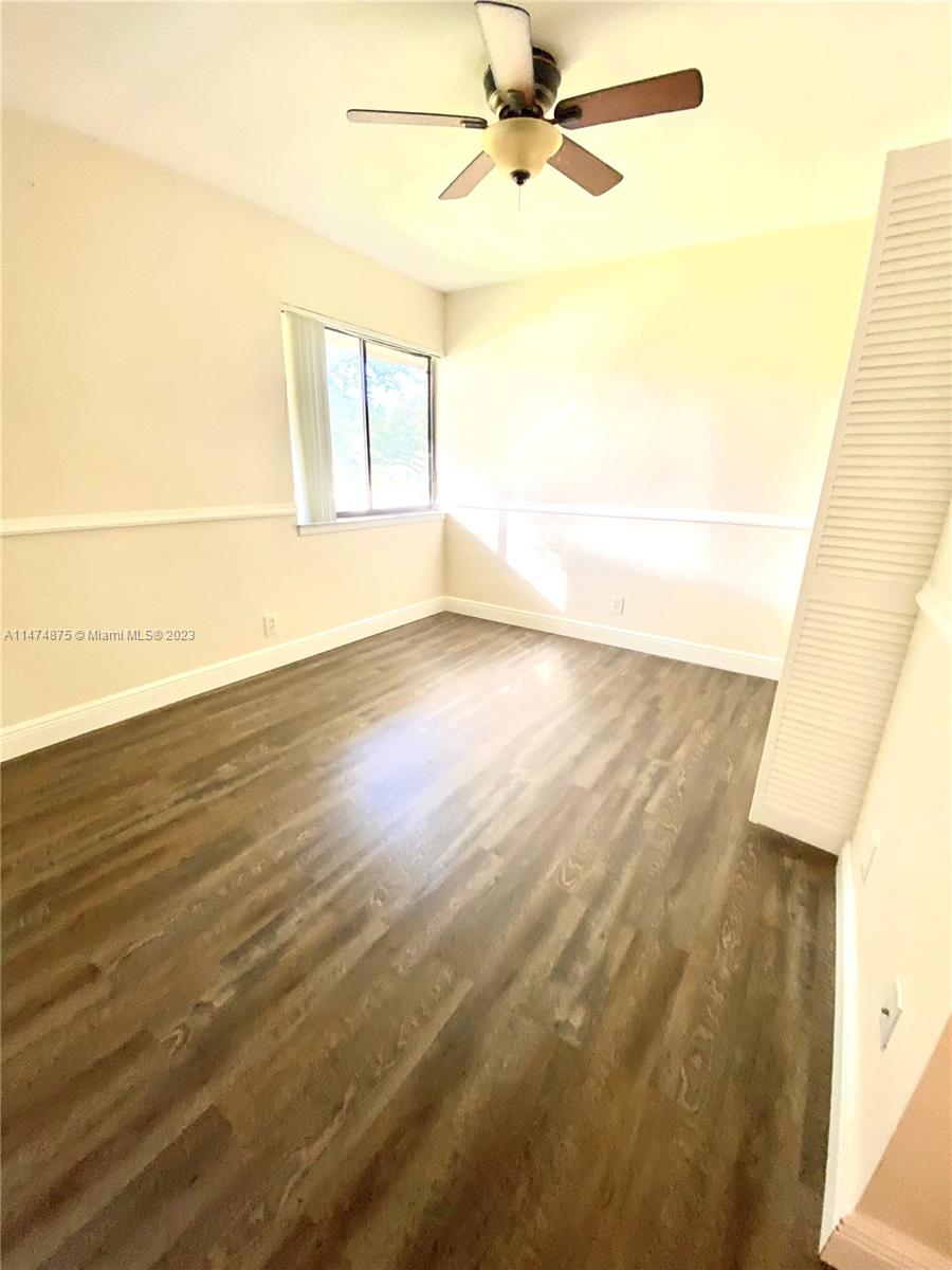 KINGSPORT ESTATES CONDO - Residential Lease