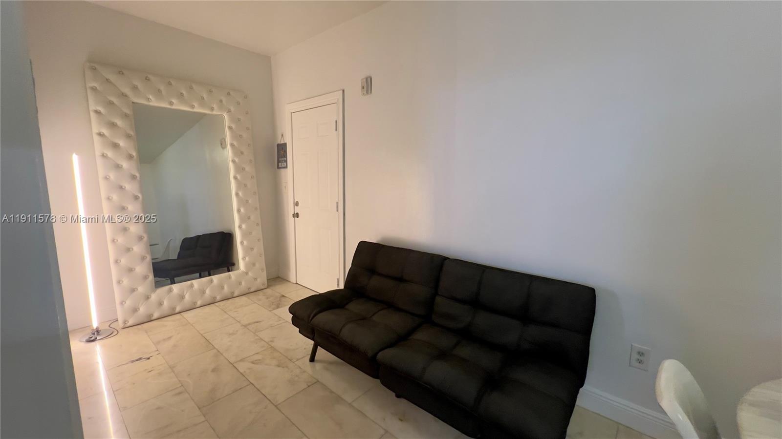FIRST ON PENN CONDO - Residential Lease