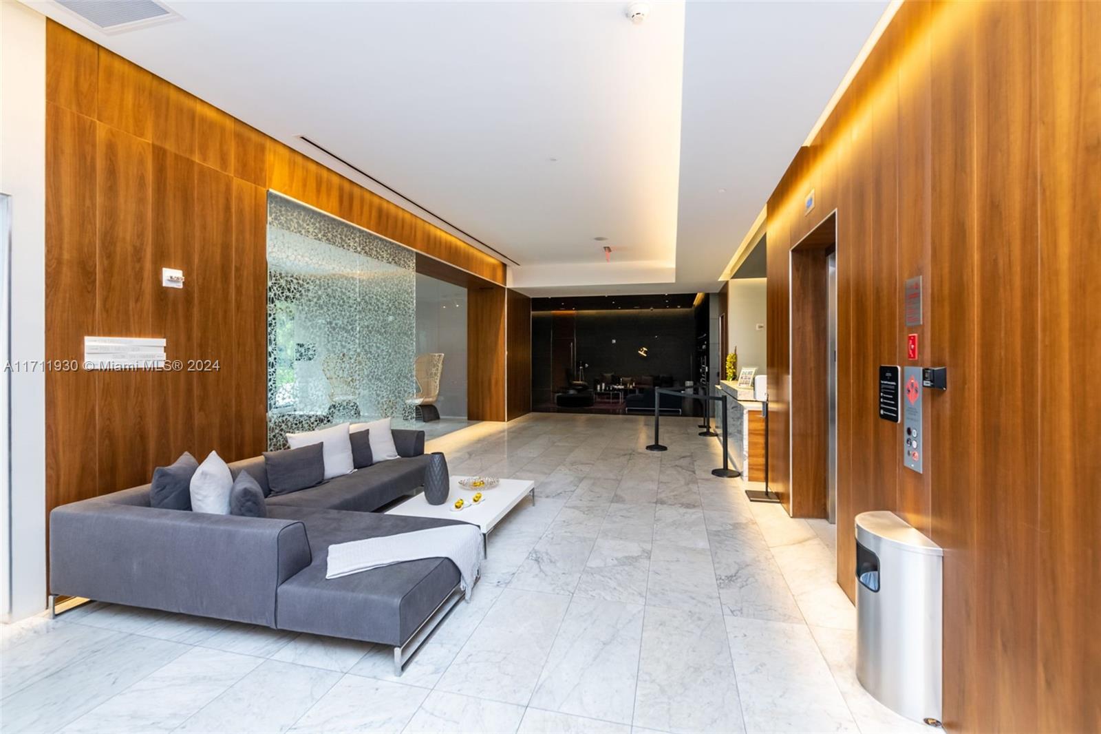 REACH CONDO - Residential