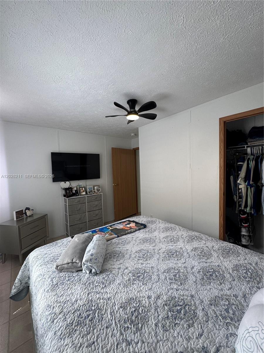 Everglades Lakes - Residential