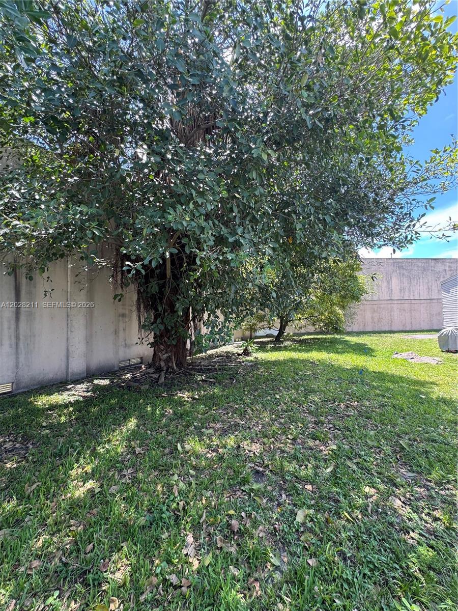 Everglades Lakes - Residential