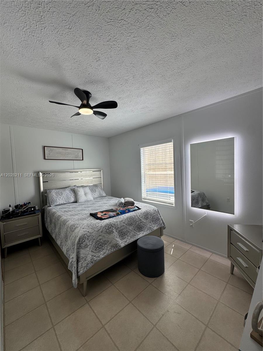 Everglades Lakes - Residential