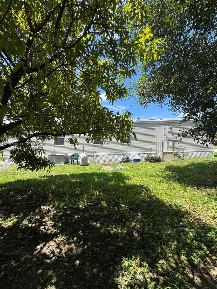 Everglades Lakes - Residential