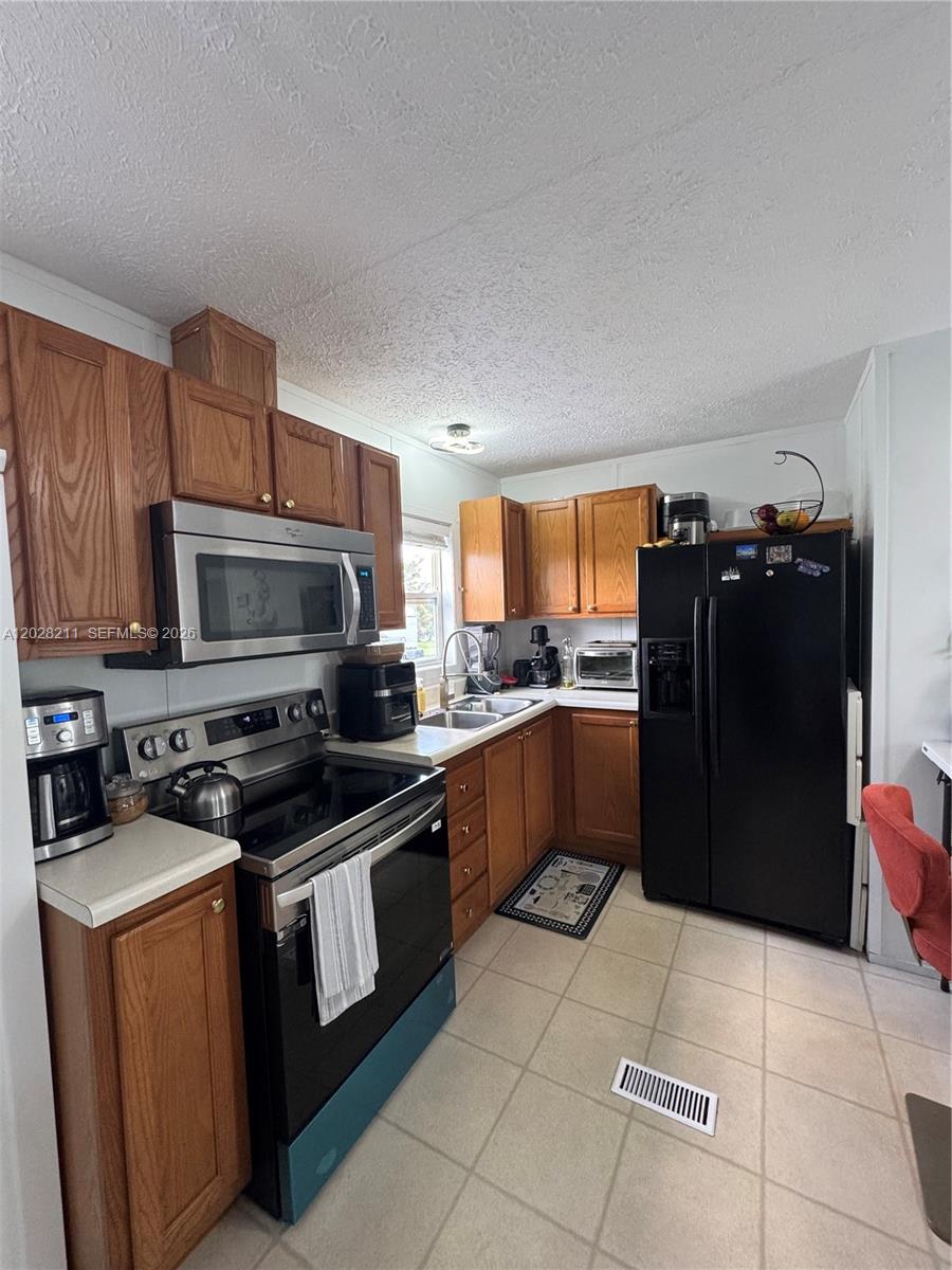 Everglades Lakes - Residential