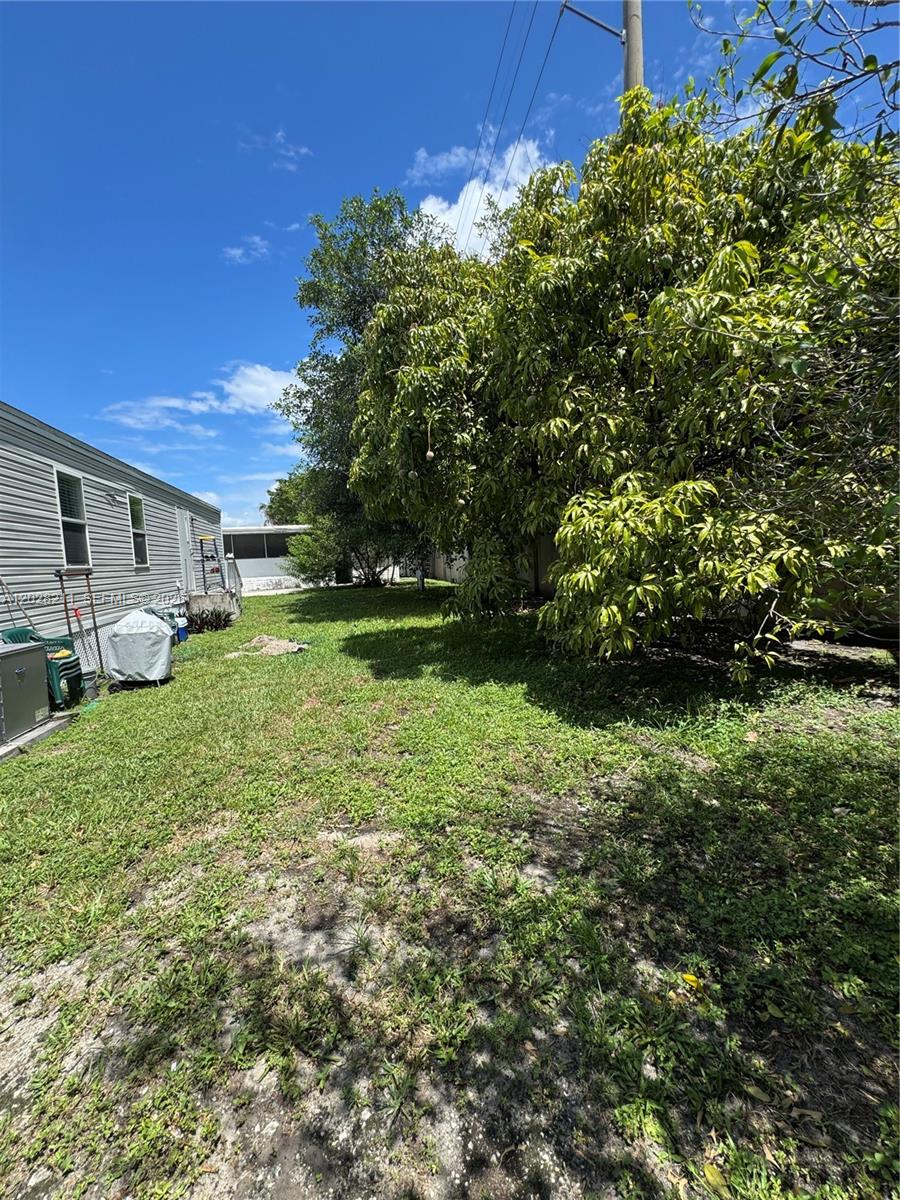 Everglades Lakes - Residential