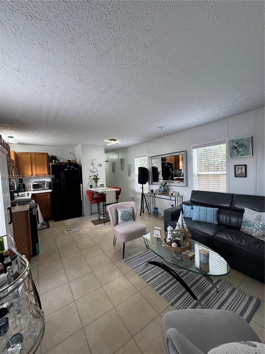 Everglades Lakes - Residential