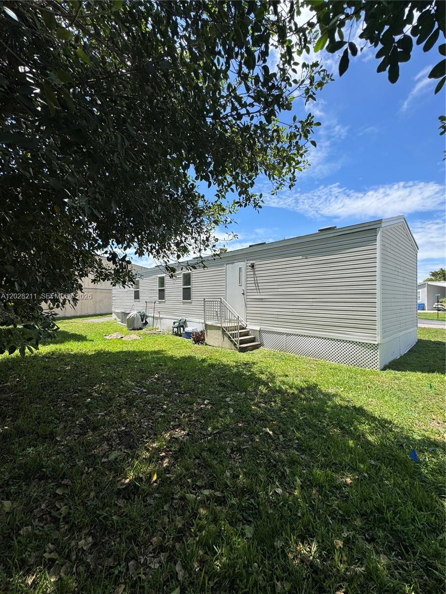 Everglades Lakes - Residential