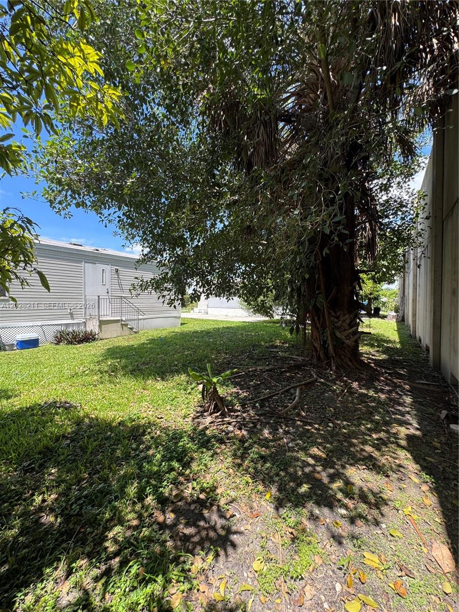 Everglades Lakes - Residential