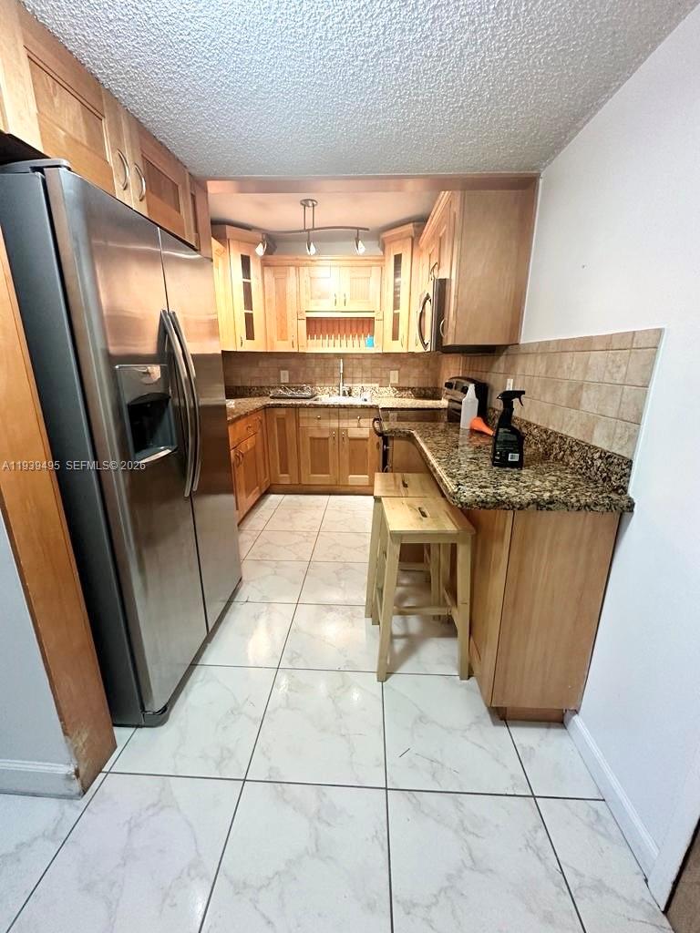 5050 CONDO - Residential Lease