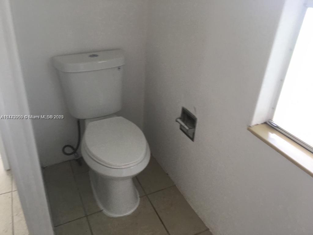 AMERICANA VILLAGE CONDO - Residential Lease