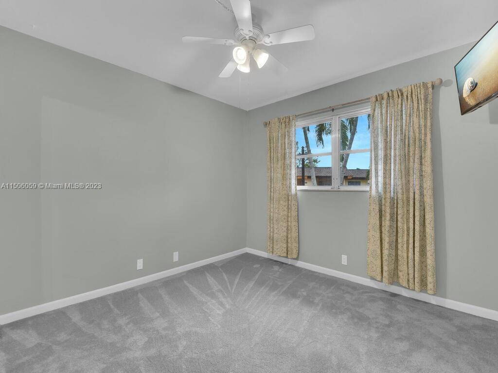 HIDDEN HARBOUR ONE CONDO - Residential