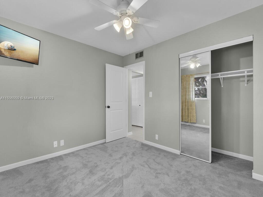 HIDDEN HARBOUR ONE CONDO - Residential