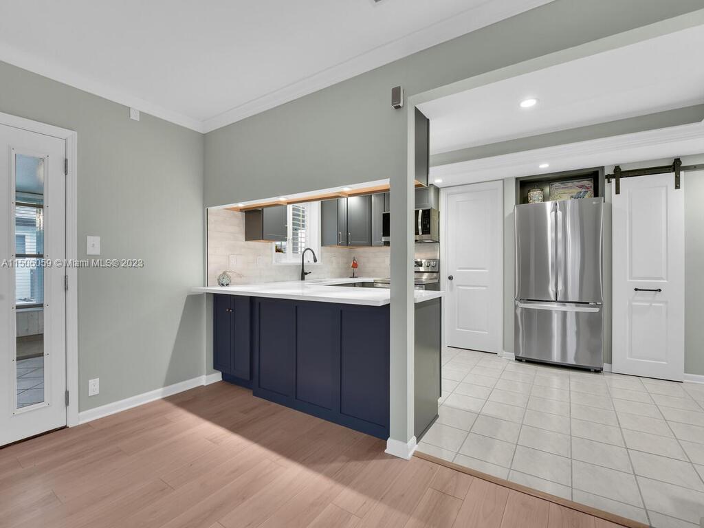 HIDDEN HARBOUR ONE CONDO - Residential