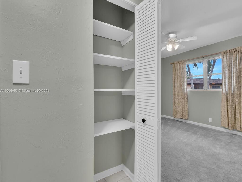 HIDDEN HARBOUR ONE CONDO - Residential