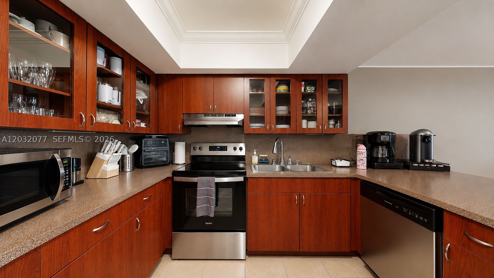 VALENCIA VILLAGE CONDO PH - Residential Lease