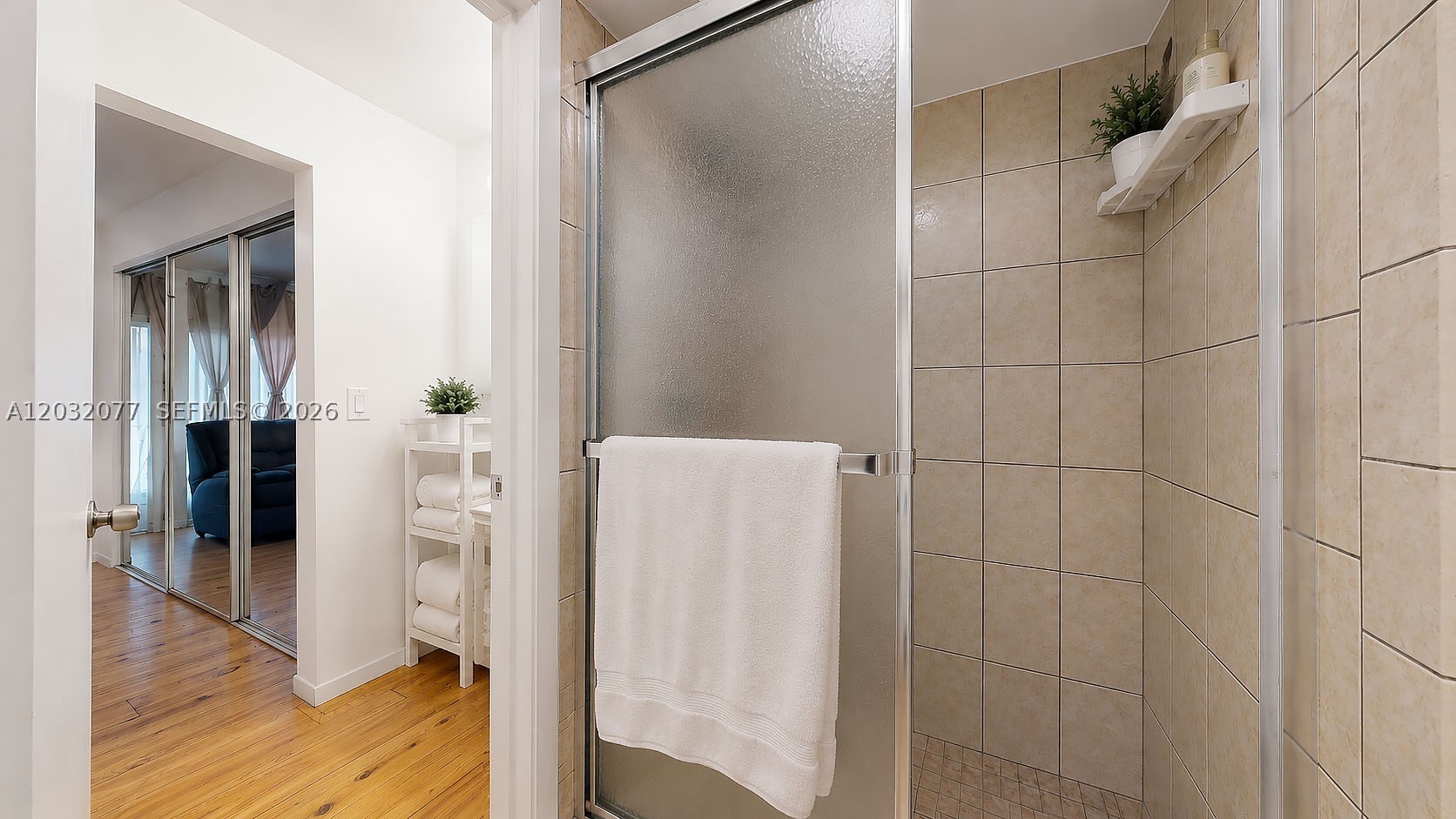 VALENCIA VILLAGE CONDO PH - Residential Lease