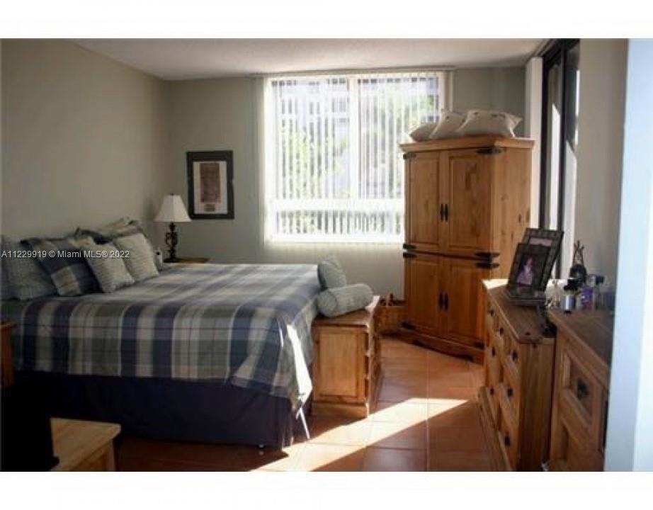 KEY COLONY NO 4 CONDO - Residential