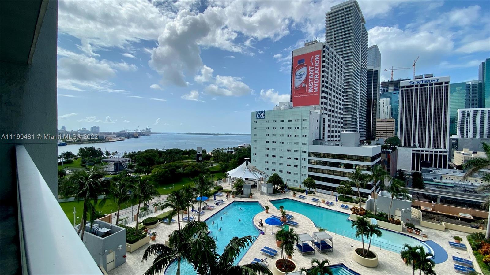 VIZCAYNE NORTH CONDO - Residential Lease