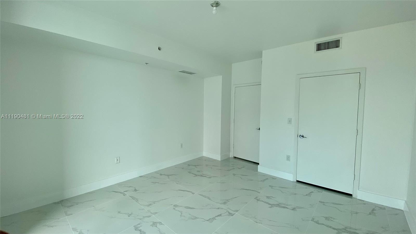 VIZCAYNE NORTH CONDO - Residential Lease
