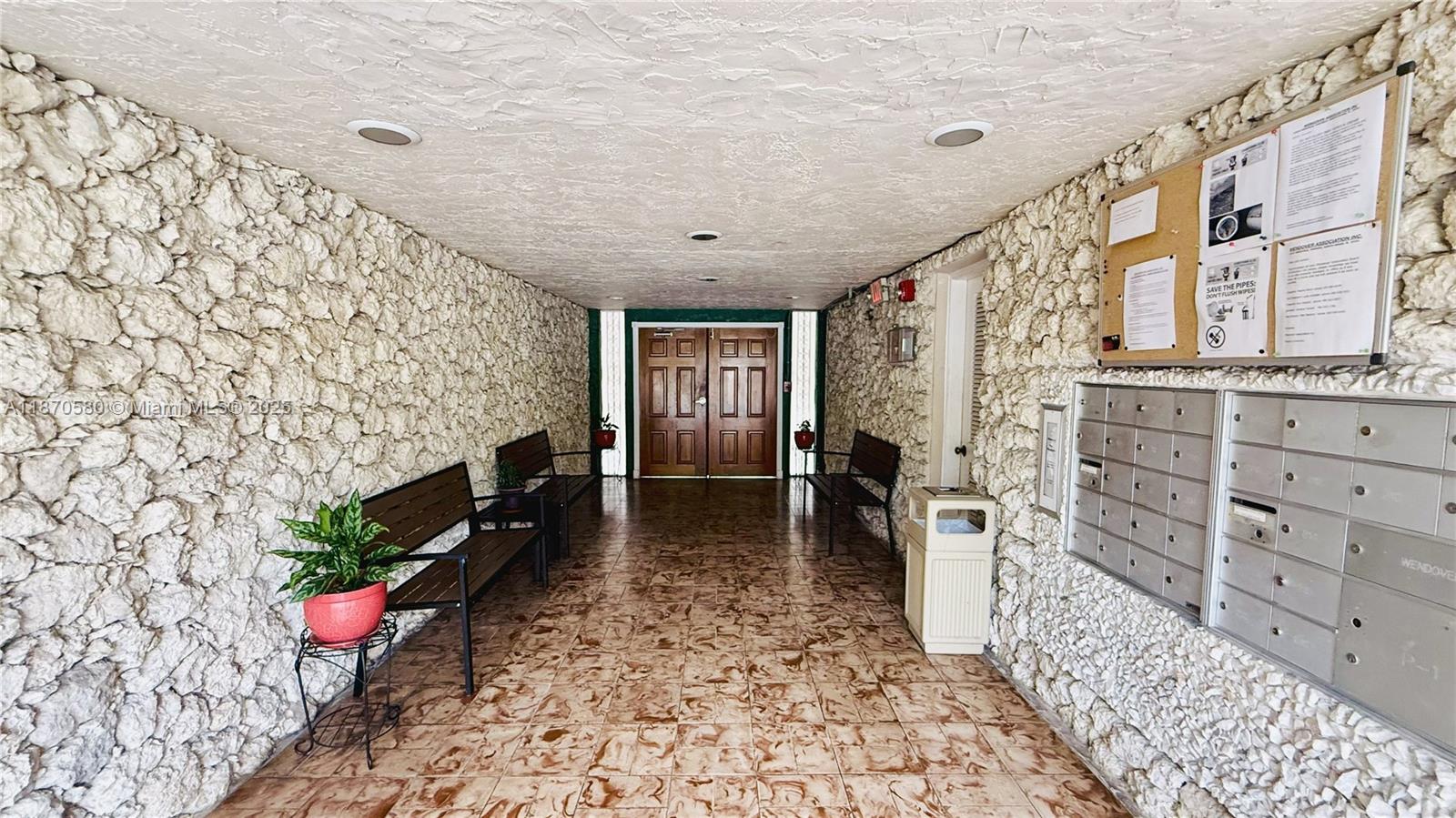 WENDOVER CONDO - Residential