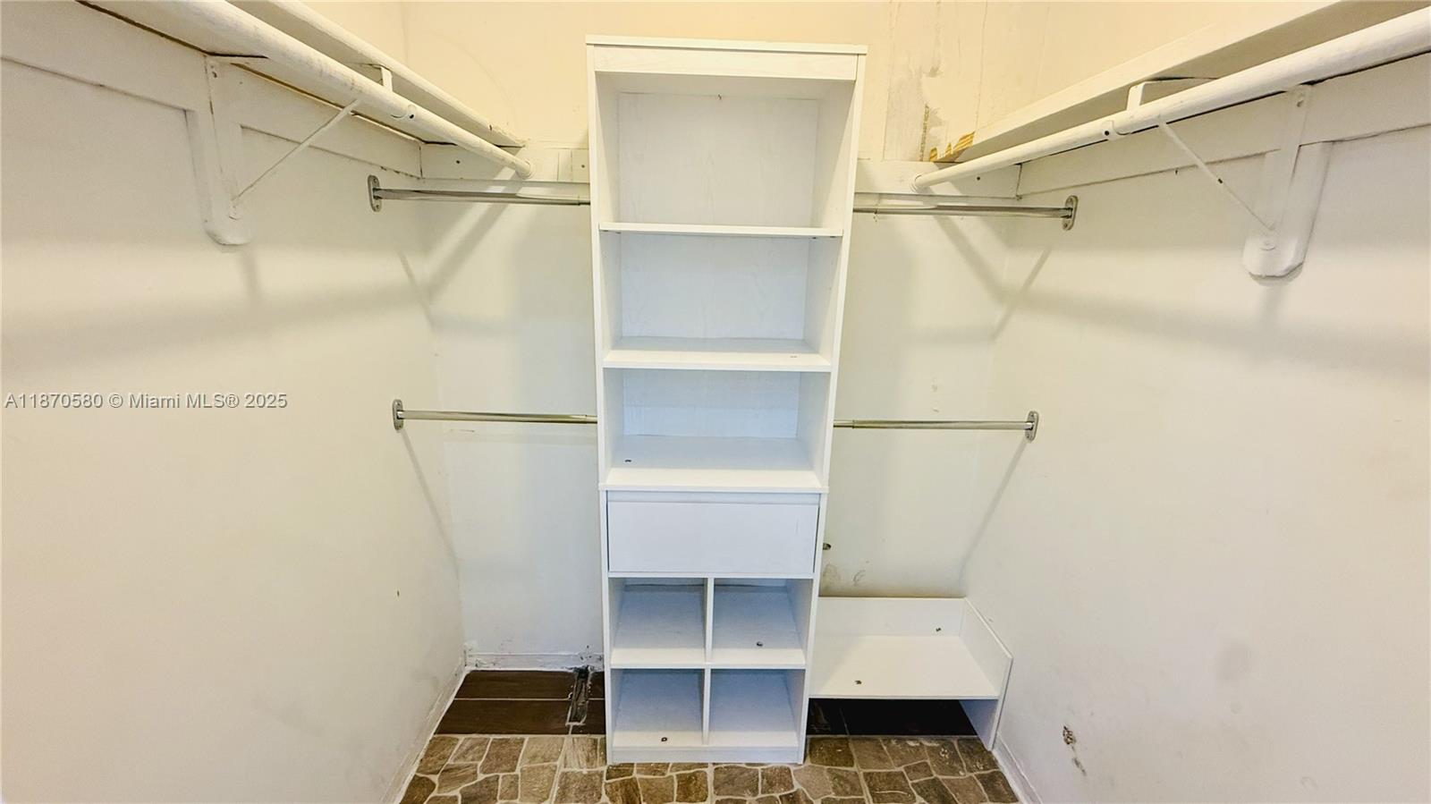 WENDOVER CONDO - Residential