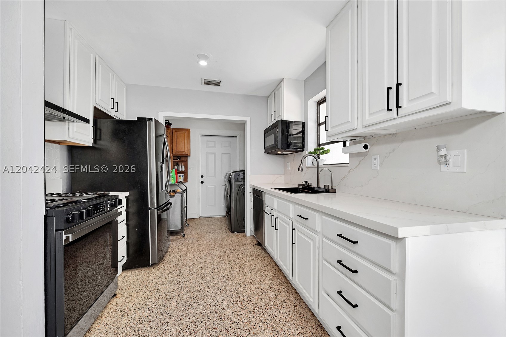 BEL-AIRE SEC 2 - Residential